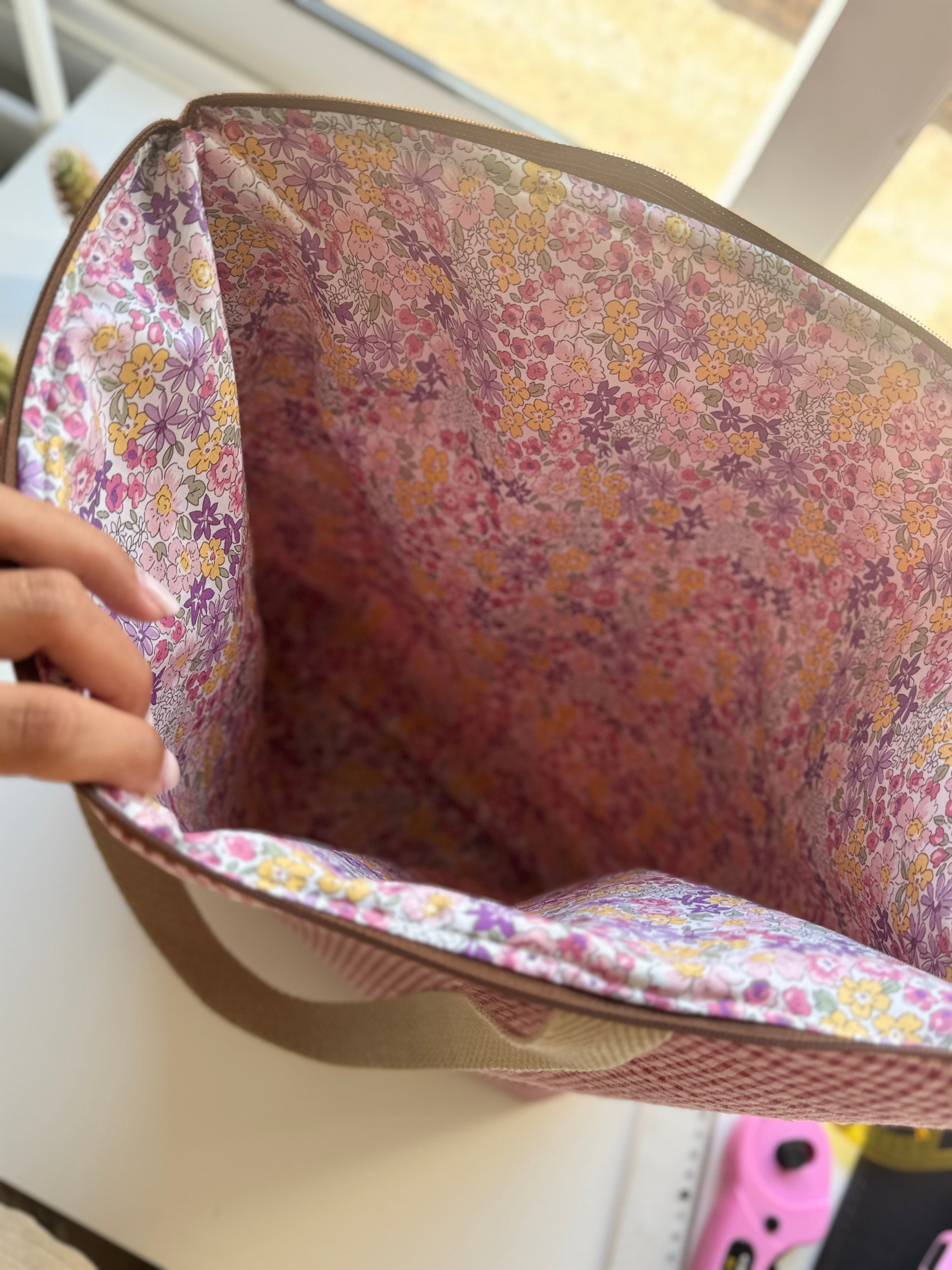 Tote Bruma · Vichy Cherry 🍒