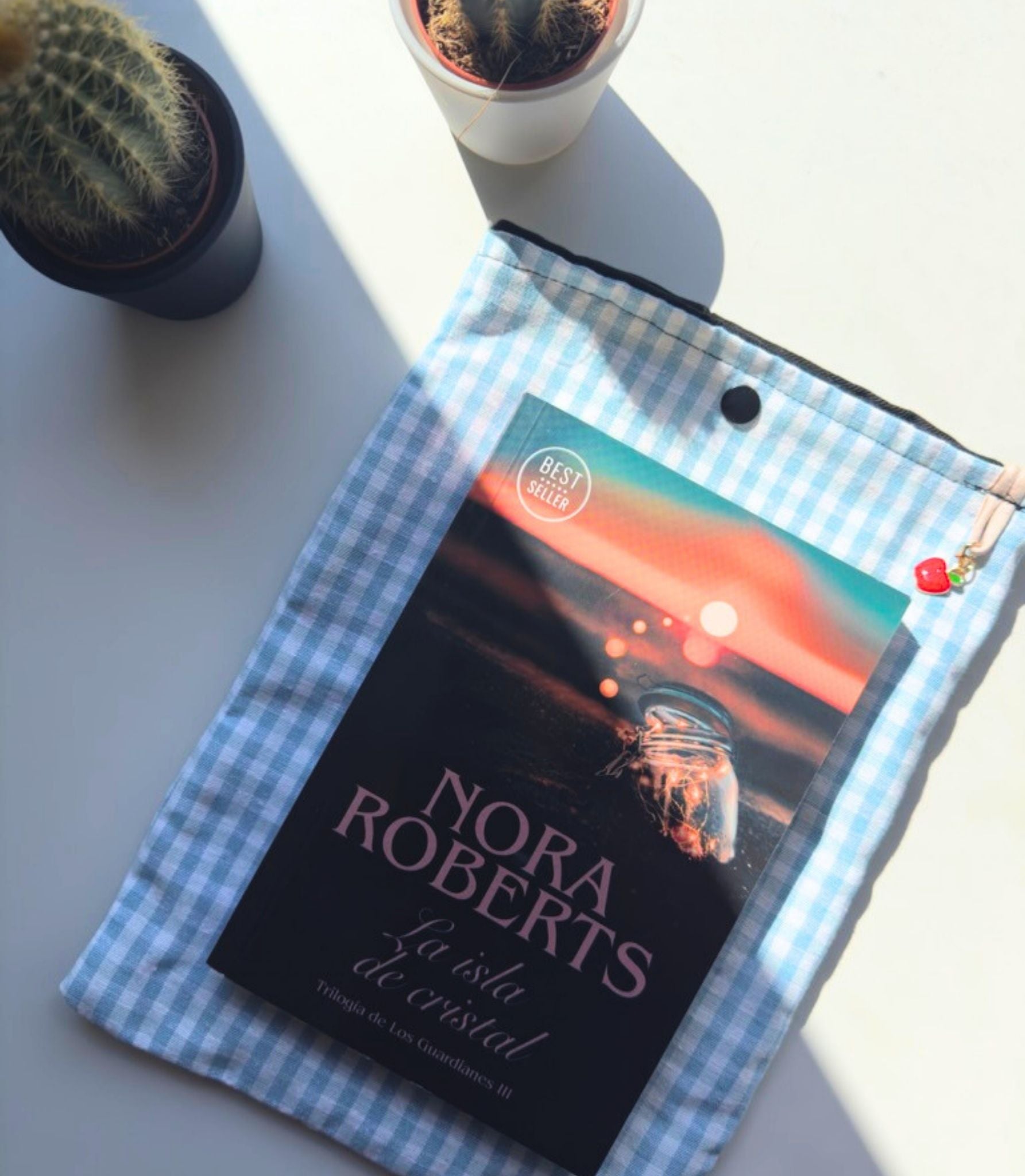 Funda Libro Noka